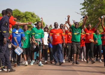 Festivités de fin d’année 2024 : Sous le leadership de M. Condé Karifa, la CBG rassemble autour d’un marathon santé et fraternité