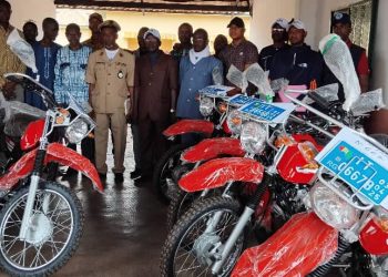 Boké-Santé: Le MSHP offre 23 motos flambant-neuves aux districts sanitaires de la région