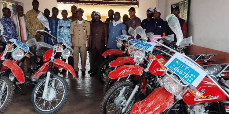 Boké-Santé: Le MSHP offre 23 motos flambant-neuves aux districts sanitaires de la région