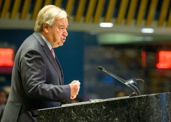 Dans son message du Nouvel An, Guterres exhorte les pays à réduire drastiquement leurs émissions de gaz à effet de serre