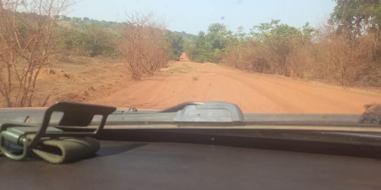 La Route Minière de CDM-Chine : Un Cimetière pour les Communautés, un Cal