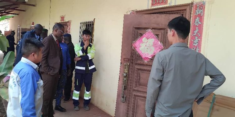 Dapilon: Vols d’argent et des machines des sociétés CDM-Chine et HENAN-Chine: Le Procureur et les unités d’enquête sur le site d’attaque