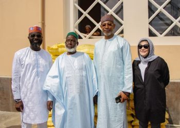 Le Groupe UMS solidaire des communautés avec une distribution de 45 tonnes de riz