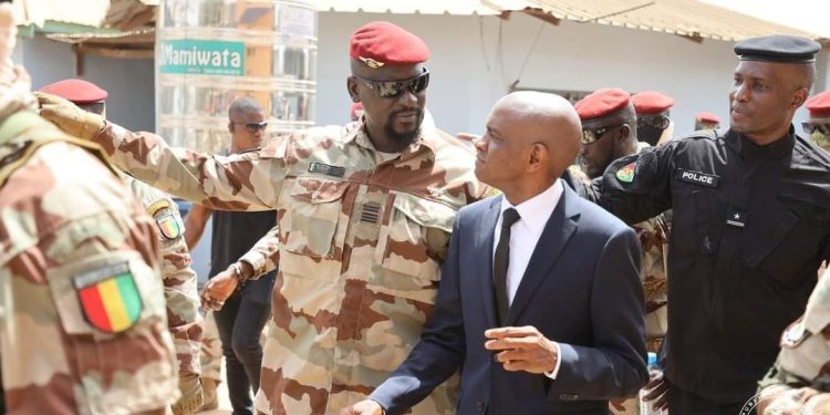 Un choix réfléchi et audacieux par le président de la Guinée, le chef de l’État et général de corps d’armée, Mamadi Doumbouya.