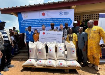 Le Japon soutient les cantines scolaires en Guinée avec un don de riz à travers le PAM