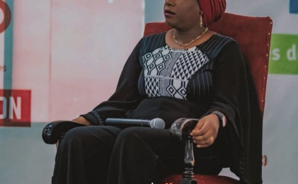 Mme Sayon NDIAYE, Finance Manager chez Rio Tinto Guinée, partage son expérience à l’Université Nongo Conakry