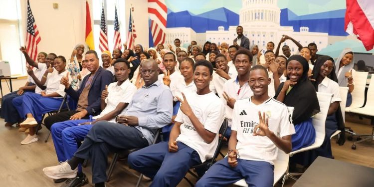 Étudier aux États-Unis : Des lycéens de Conakry découvrent les étapes clés pour intégrer une université américaine