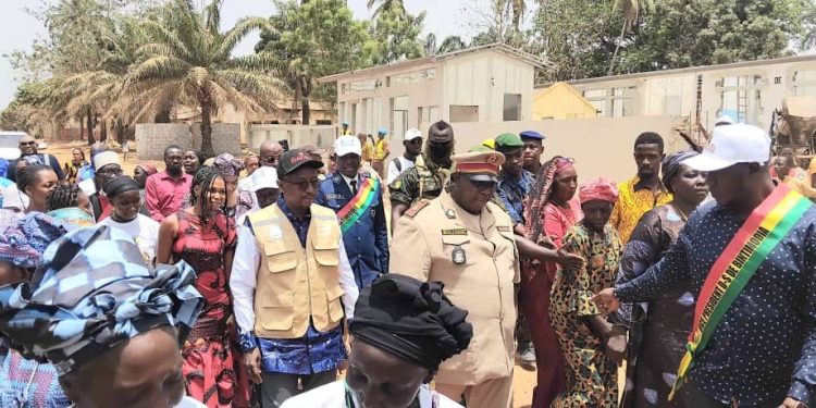 Boké-PN-RAVEC: Le Ministre Mohamed Lamine Sy Savané en tournée d’information et de sensibilisation dans les sous-préfectures