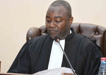 Tribunal du travail: DIAMOND CEMENT GUINÉE S.A condamnée à plus d’un milliard GNF pour licenciement abusif