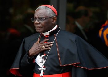 Président Doumbouya : “Le Cardinal Sarah est un espoir lumineux pour l’Église catholique”