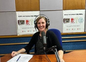 L’anglais, une porte vers le monde : la RTG reçoit Sara Kauffman dans son émission hebdomadaire