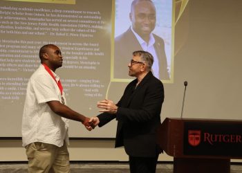 Célébrer l’excellence académique : Le Dr Thierno Moustapha Diallo honoré par Rutgers University