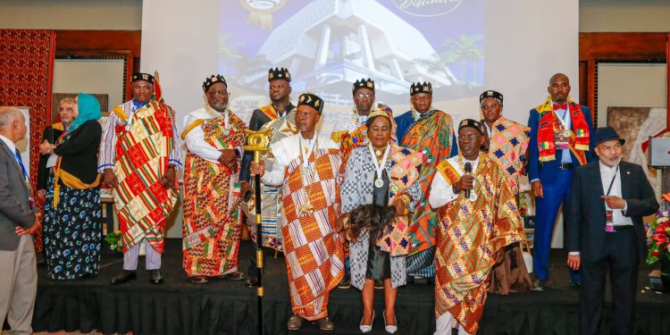 Fadi WAZNI offre un terrain de football synthétique à Boké : un nouveau geste d’un bâtisseur engagé