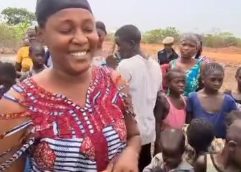 KBM offre un forage solaire à Kamkaripa : un geste fort en faveur des communautés impactées