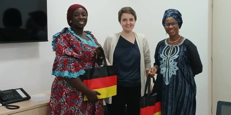 Défendre la résilience médiatique des femmes journalistes : Moussa Yero Bah et Makan Soumaoro attendues à Berlin et Hambourg