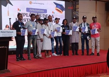 Cérémonie de clôture et de remise de certificats à 80 jeunes entrepreneurs formés en partenariat avec Google Hustle Academy