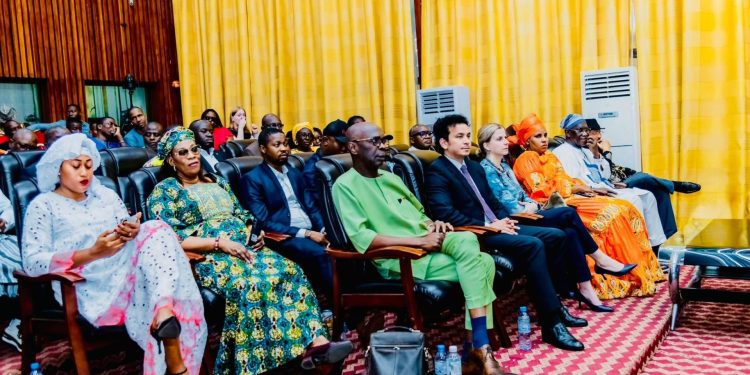 Le Conseil national de la transition accueille l’Ambassadeur d’Arabie Saoudite en Guinée