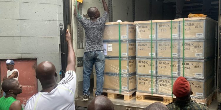 BCRG : De nouveaux billets pour atténuer la crise de liquidités