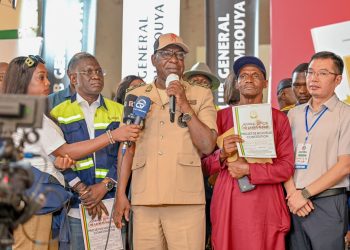 Inauguration d’une nouvelle station UTS à Kolenté, dans la préfecture de Kindia