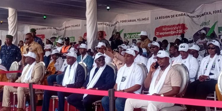 Referendum 2025: plusieurs ministres unis autour de la campagne « Oui ou Non »