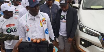 Boké/Campagne: Le Ministre Savané en tournée de sensibilisation dans les CR de Bintimodia et Kamsar pour un OUI éclatant le 21 Septembre