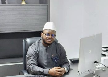 Guinée : Barry Abdoulaye N’dane, président de la Synergie des Jeunes Leaders, salue l’adoption de la nouvelle Constitution et rend hommage aux institutions