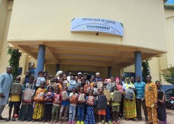 Boké-Société: Remise des kits scolaires et professionnels à 168 enfants vulnérables