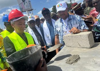 Comment la technologie transforme le paysage commercial de la Guinée.