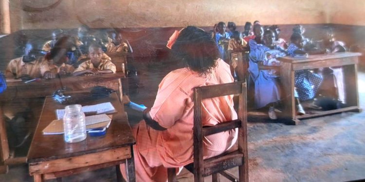 Boké-Éducation: Crise de tables-bancs à l’école élémentaire de Gorèye