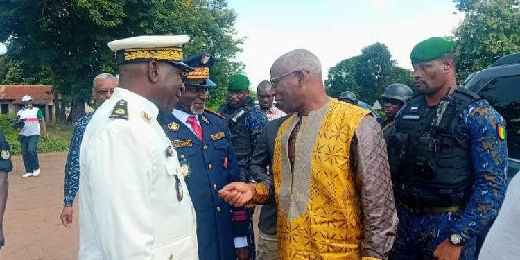 Kindia accueille le Premier ministre Amadou Oury Bah : un appel à la paix et à la responsabilité citoyenne avant la présidentielle