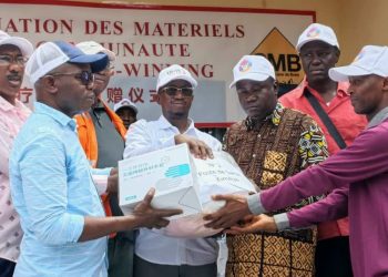 Boké-Santé: Le Consortium SMB-Winning dote 20 postes et centres de santé en matériels médicaux