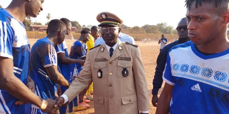 Boké rend hommage à un serviteur de l’État : un départ marqué par la reconnaissance collective