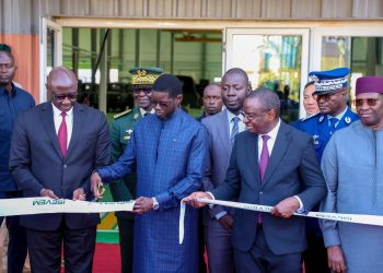 Diamniadio : le Sénégal inaugure sa première usine d’assemblage de véhicules militaires tactiques