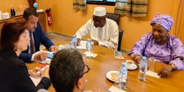 Présidentielle en Guinée : les ambassadeurs de l’Union européenne échangent avec les candidats à l’ouverture de la campagne