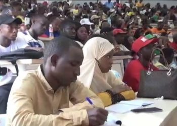 Conakry : 750 jeunes mobilisés pour une vaste campagne de rabattage en faveur du candidat Mamadi Doumbouyah