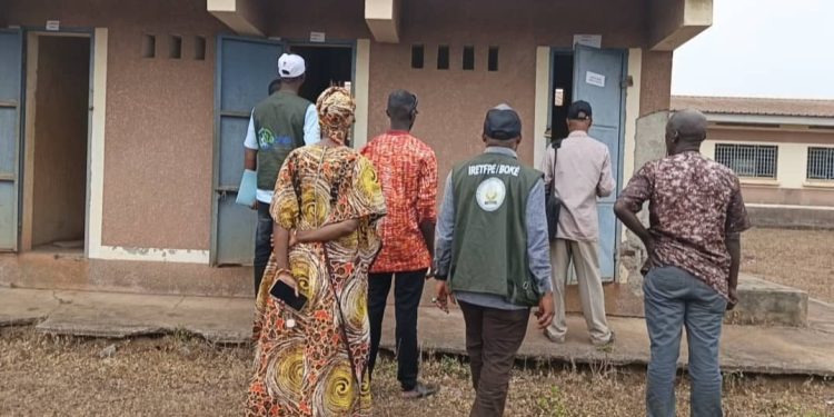 Boké-Assainissement: Une Mission d’évaluation en tournée dans les écoles d’enseignement technique