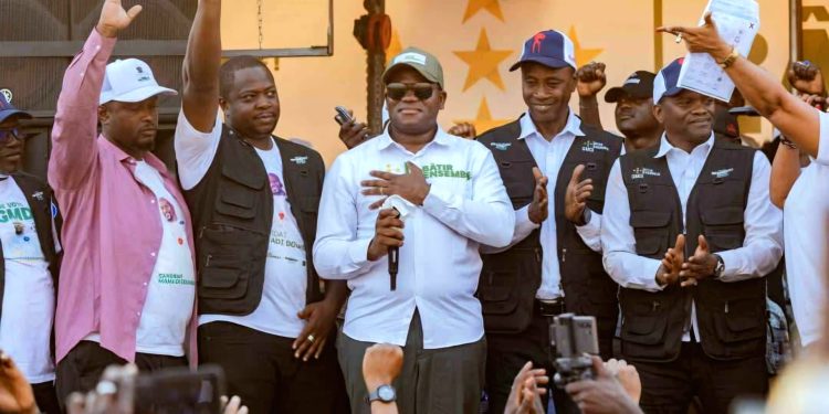 Banko, au pied de la montagne magique, élève la voix de la* *reconnaissance pour le candidat Mamadi Doumbouya.