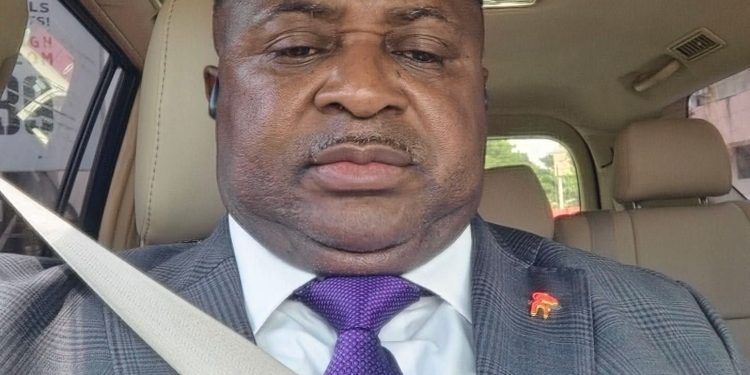 « On ne grandit pas en rabaissant les autres » : le message fort du Dr. David Makongo