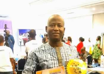 Urgent – Journalisme africain : Touré Aboubacar remporte le prix du meilleur journaliste de la presse en ligne (catégorie santé)