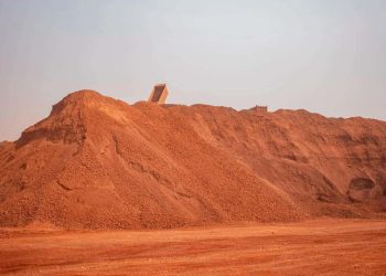 L’Ambassade des États-Unis offre 250 livres aux écoles guinéennes à l’occasion du 250e anniversaire de l’indépendance américaine