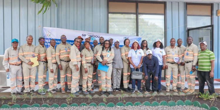 La CBG accueille une délégation de l’ITIE à Kamsar