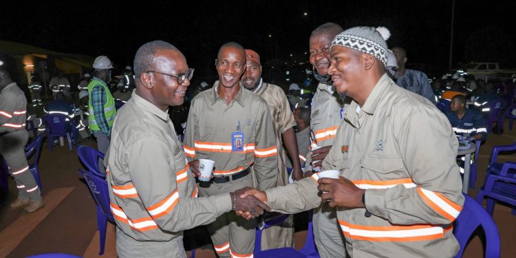 CBG : un moment de partage autour d’une rupture collective du jeûne avec les équipes de la Direction Groupe Mine