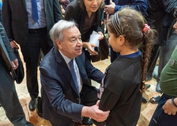 Liban : António Guterres à l’écoute des déplacés de guerre et appelle au respect des civils