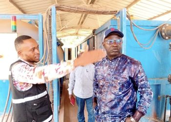 Kindia : le Gouverneur Mamadou Camara à l’écoute des préoccupations liées à l’eau et à l’électricité