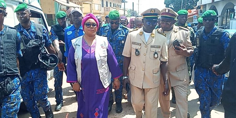 Kindia : la ministre Fatima Camara sur le terrain pour contrôler les prix des denrées alimentaires