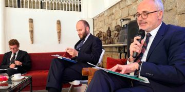 Coopération Guinée–France : l’ambassadeur Luc Briard annonce l’arrivée de 50 entrepreneurs français et réaffirme un partenariat « d’égal à égal »