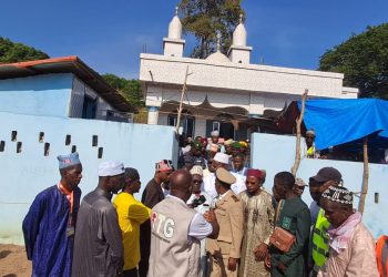 Touba/Gaoual: Autorités, population et ressortissants célèbrent l&rsquo;inauguration d&rsquo;une Mosquée flambant-neuve dans le district de Kalia Missidé