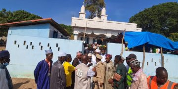 Touba/Gaoual: Autorités, population et ressortissants célèbrent l&rsquo;inauguration d&rsquo;une Mosquée flambant-neuve dans le district de Kalia Missidé