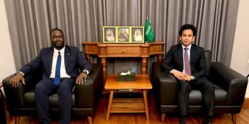 L’Ambassadeur d’Arabie saoudite en Guinée reçoit le nouveau Consul général de Guinée à Djeddah
