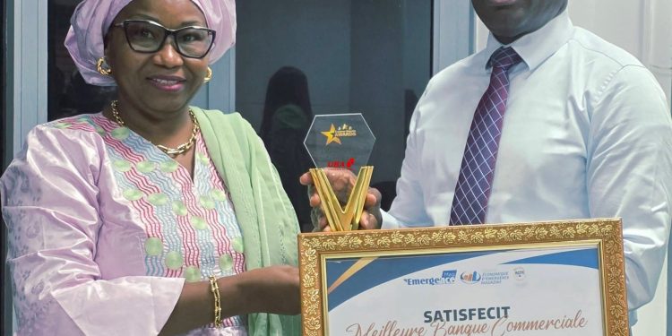 UBA Guinée distinguée : la meilleure banque commerciale célèbre une reconnaissance collective